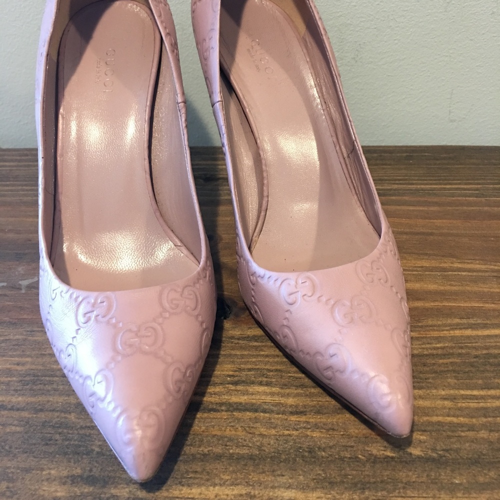 Gucci Pink Bamboo Pumps